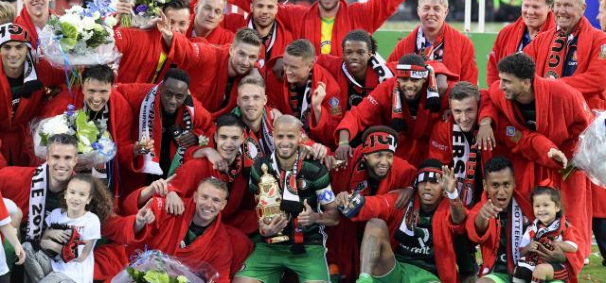 Feyenoord verslaat AZ en verovert dertiende KNVB-beker in clubhistorie