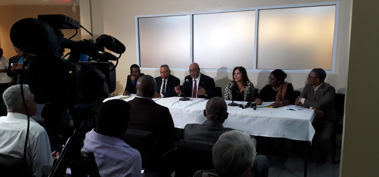 President Bouterse kondigt grondig onderzoek aan naar tragedie vissers; Guyana rouwt om slachtoffers