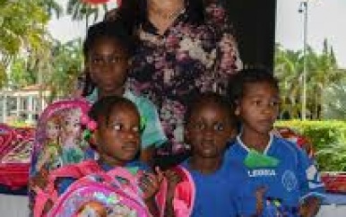 Suriname neemt schoolvoedingsproject over; naschoolse opvang on hold