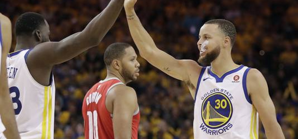 Curry bezorgt Golden State NBA-record