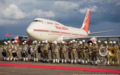 Waardig afscheid met militaire eer voor president Kovind en delegatie