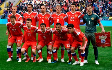 Gastland Rusland begint WK met klinkende zege op Saoedi-Arabië