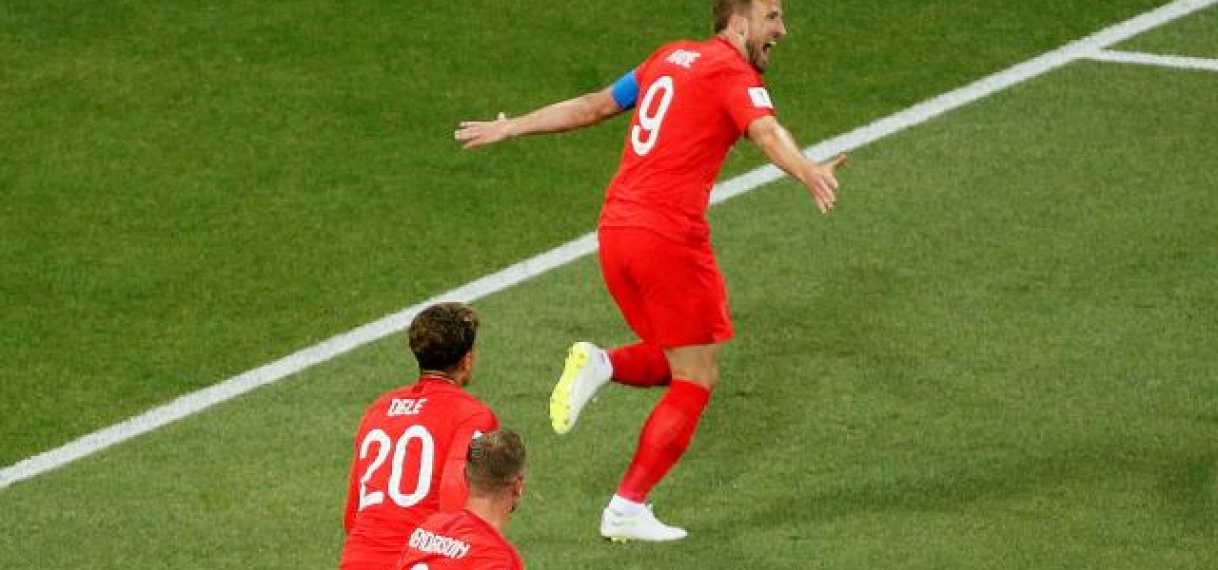 Kane helpt Engeland met late treffer aan zege op Tunesië