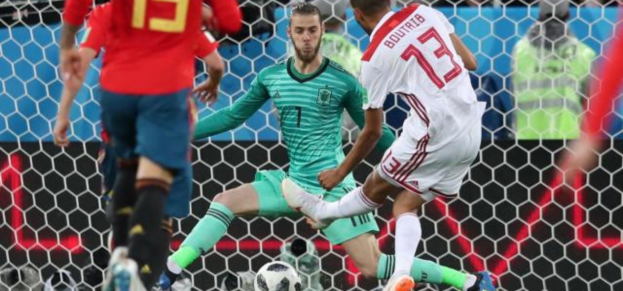 Spanje groepswinnaar na remise tegen Marokko; Portugal schakelt Iran uit