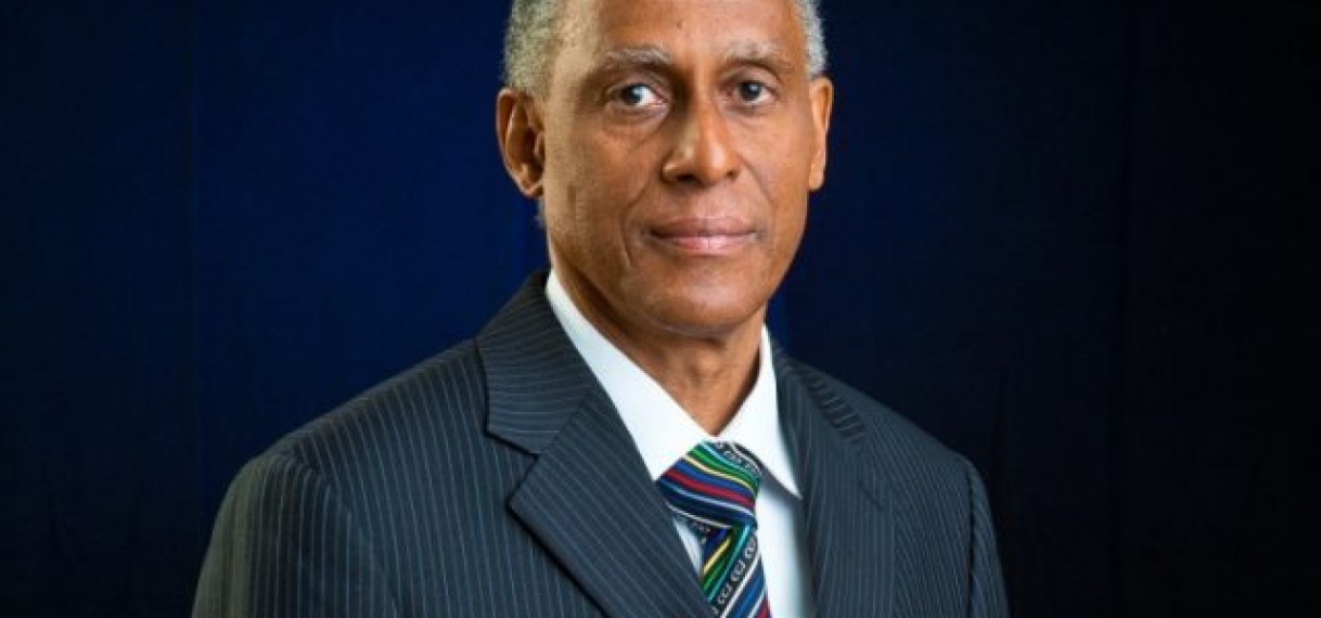 Adrian Saunders, nieuwe president Caribisch Gerechtshof