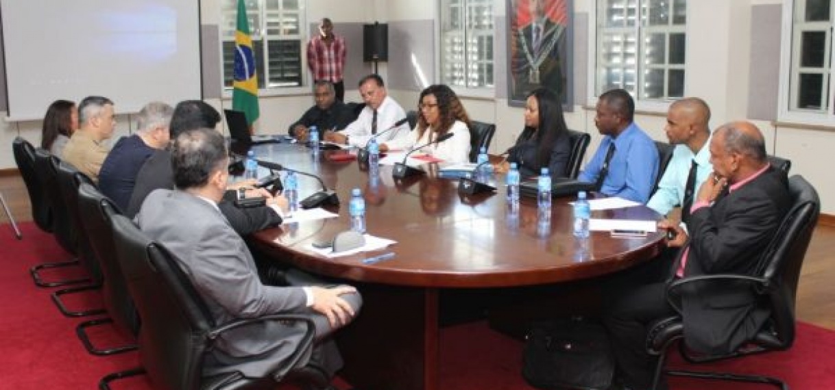 Suriname en Brazilie werken samen aan digitale veiligheid