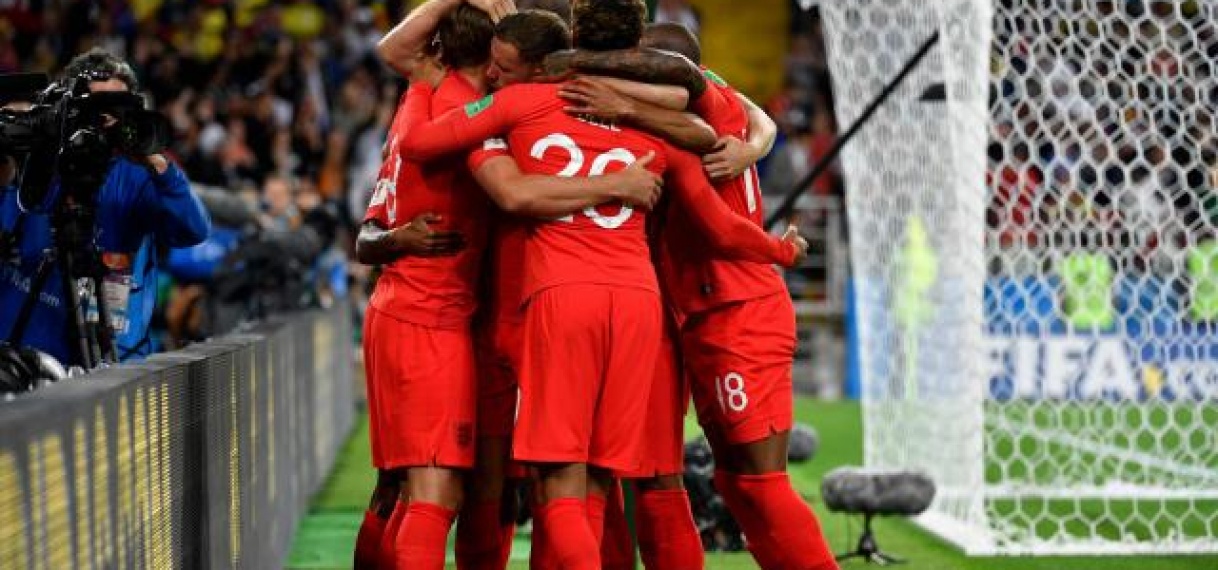 Engeland verslaat Colombia na strafschoppen en bereikt kwartfinales WK