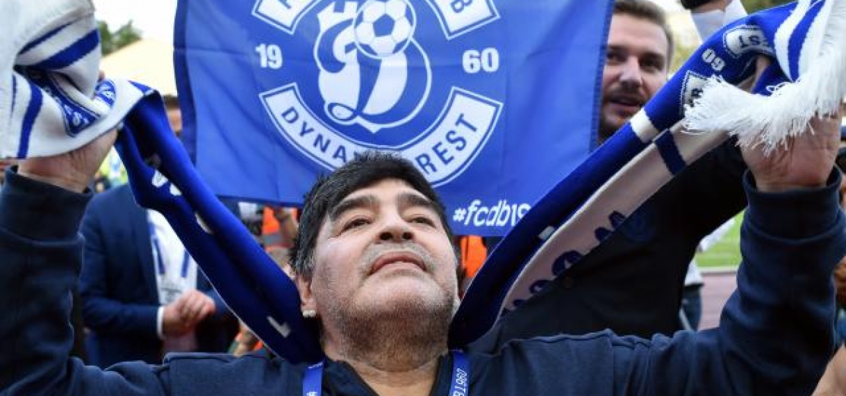 Maradona op grootse wijze onthaald bij nieuwe club Dinamo Brest