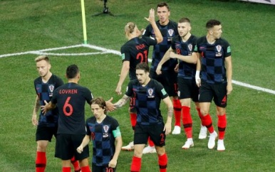 Kroatië verslaat Denemarken na penalty’s en is vierde kwartfinalist op WK