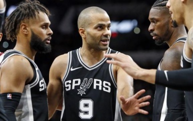 NBA-vedette Parker vertrekt na zeventien jaar bij San Antonio Spurs