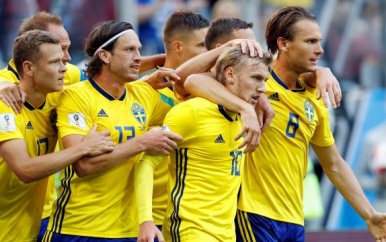 Zweden klopt Zwitserland en is na 24 jaar weer kwartfinalist op WK