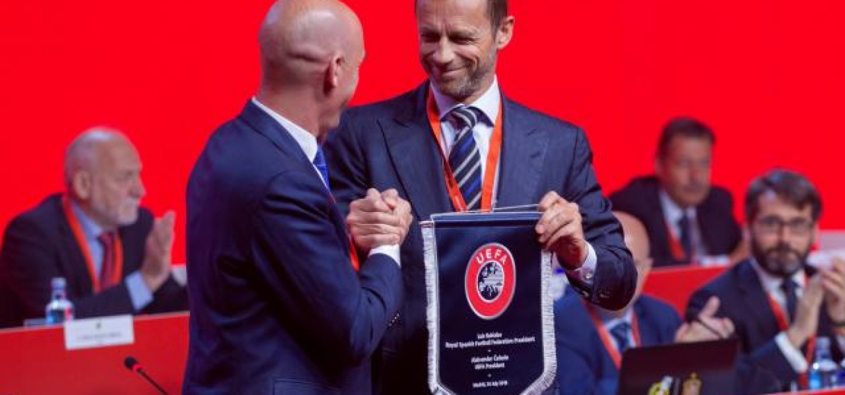 Sloveen Ceferin wil langer door als voorzitter van UEFA