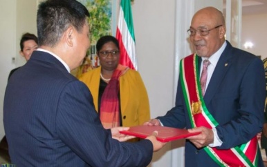 Nieuwe Chinese ambassadeur voor Suriname