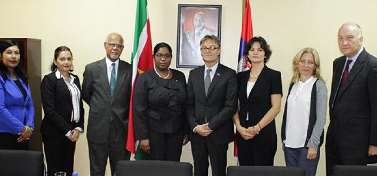Suriname en Servië bespreken toekomstige samenwerkingsactiviteiten