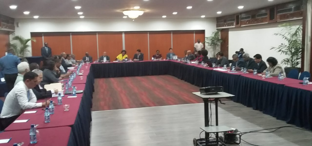 Eerste business to business meeting  Suriname en Barbados
