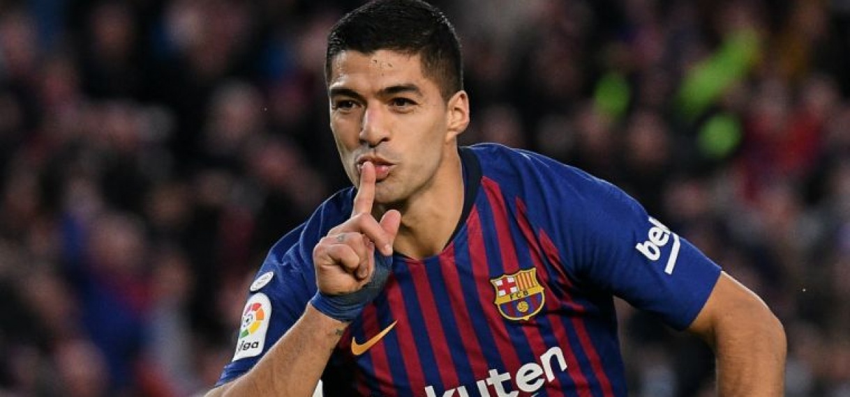 Suárez redt Barcelona bij Vallecano