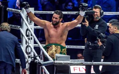 Ben Saddik schrijft Glory toernooi op naam