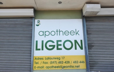 Werknemers van Apotheek Ligeon leggen werken neer