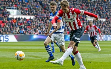 PSV komt met schrik vrij tegen De Graafschap en blijft in spoor van Ajax