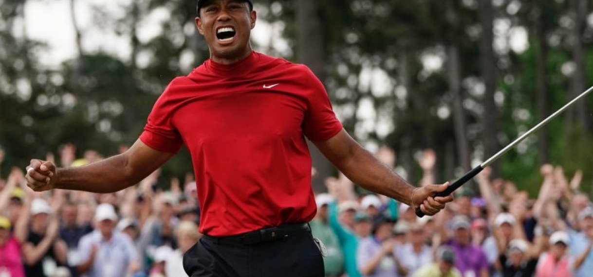 Tiger Woods bekroond comeback als topgolfer met het winnen van de Masters