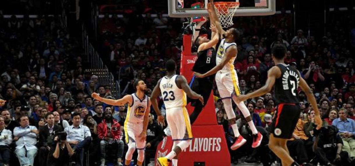 Sterspeler Duran helpt Warriors naar tweede ronde in play-offs NBA