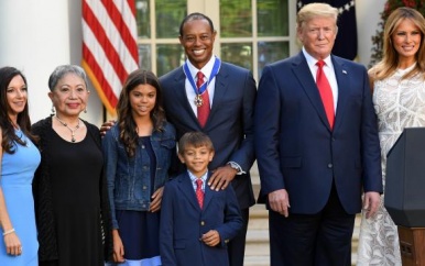 Woods onderscheiden met Presidential Medal of Freedom