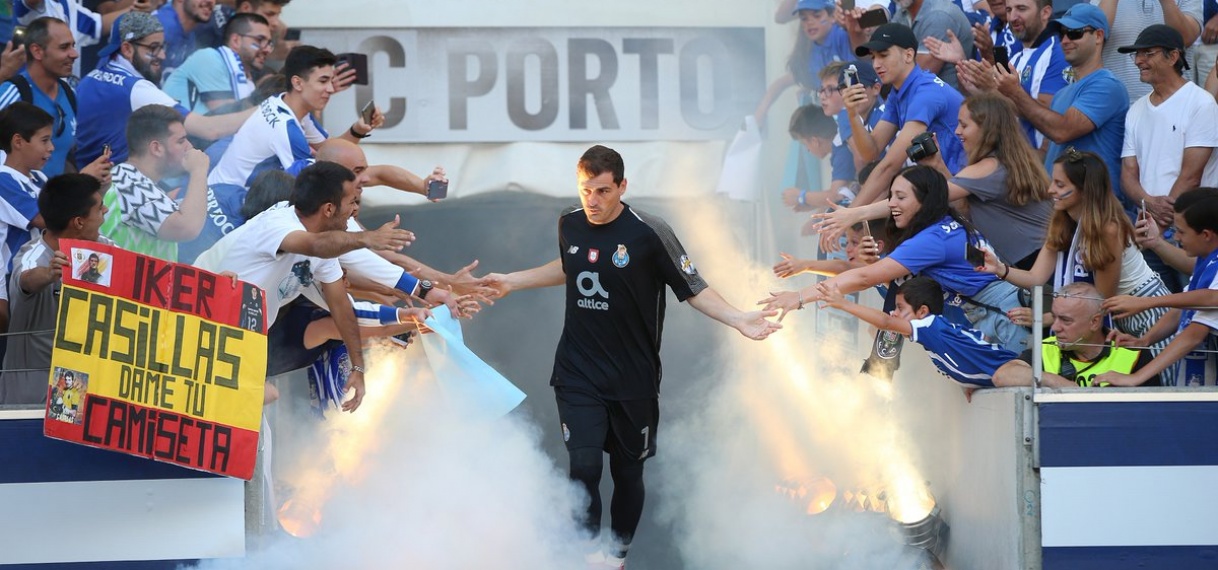 Casillas treedt tijdens herstel van hartaanval toe tot staf FC Porto