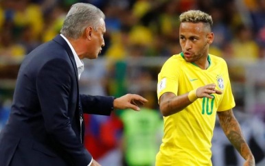 Tite wil niet oordelen over vermeende verkrachting door Neymar