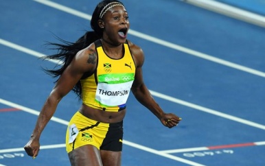 Jamaicaanse Thompson sprint naar snelste jaartijd op 100 meter