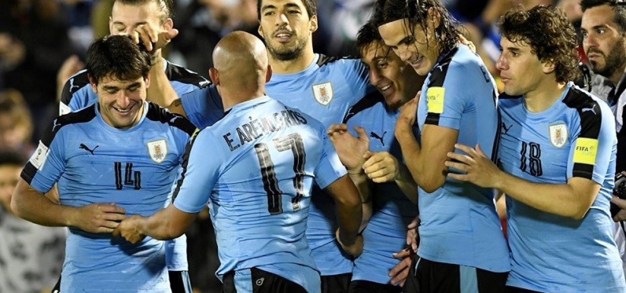 Uruguay aan top in groep C door overwinning