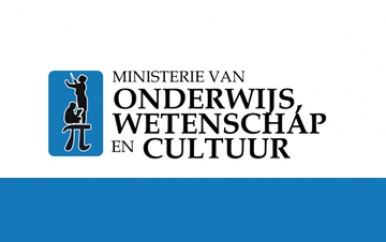 Minister Levens installeert Nationale Taalraad voor Suriname