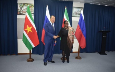 Minister Lavrov voor bilateraal onderhoud bij minister Beighle