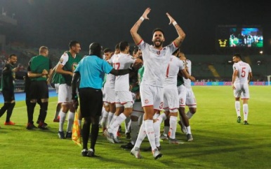 Tunesië en Algerije hebben de halve finales van de Afrika Cup in Egypte bereikt