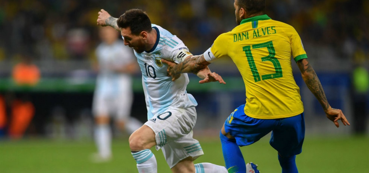 Messi baalt van arbitrage en ziet mooie toekomst voor Argentinië