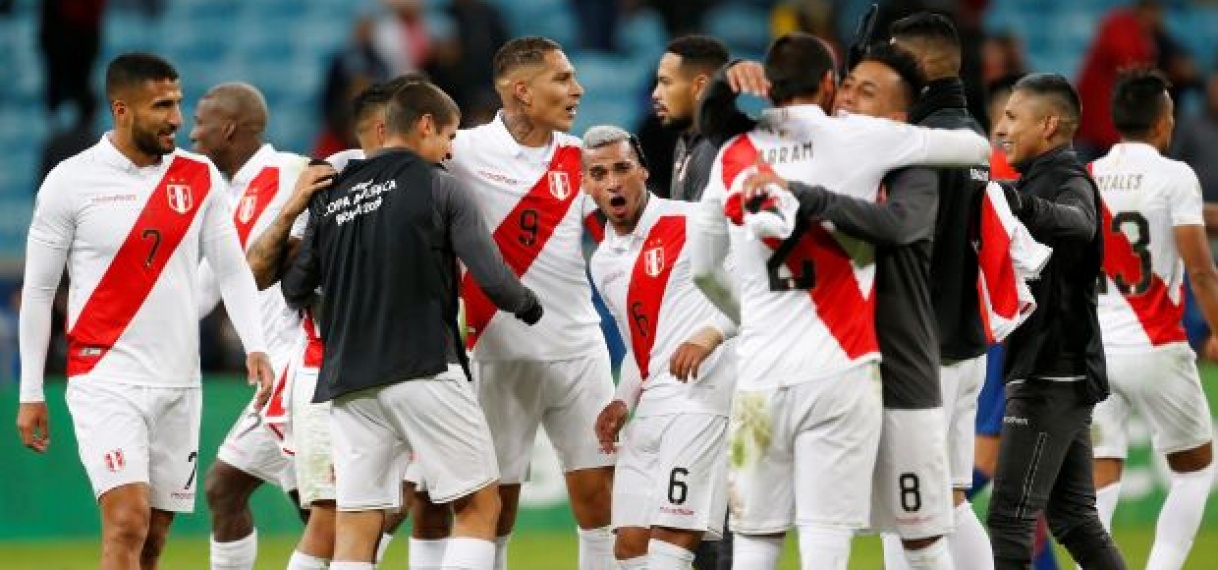Peru bereikt finale van de Copa America