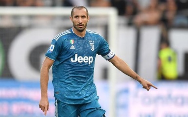 Gescheurde kruisband Chiellini biedt De ligt perspectief op speeltijd