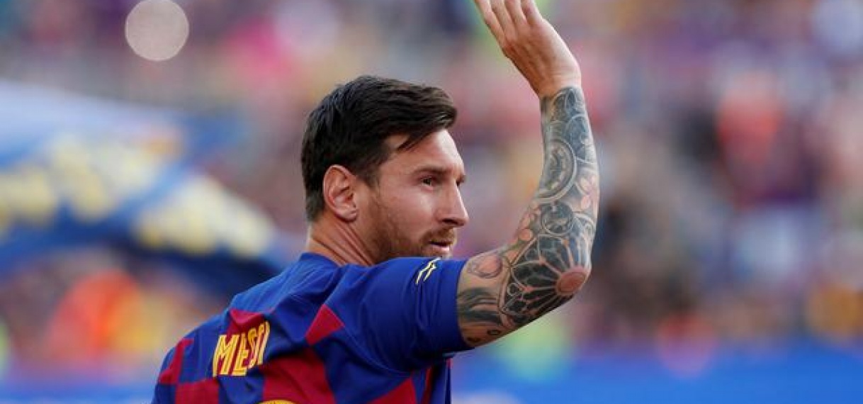 Messi loopt kuitblessure op bij terugkeer op trainingsveld Barcelona