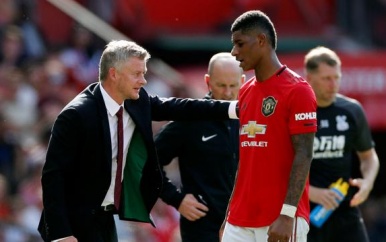 Manchester United-manager Ole Gunnar Solskjaer heeft zijn spits Marcus Rashford in bescherming genomen