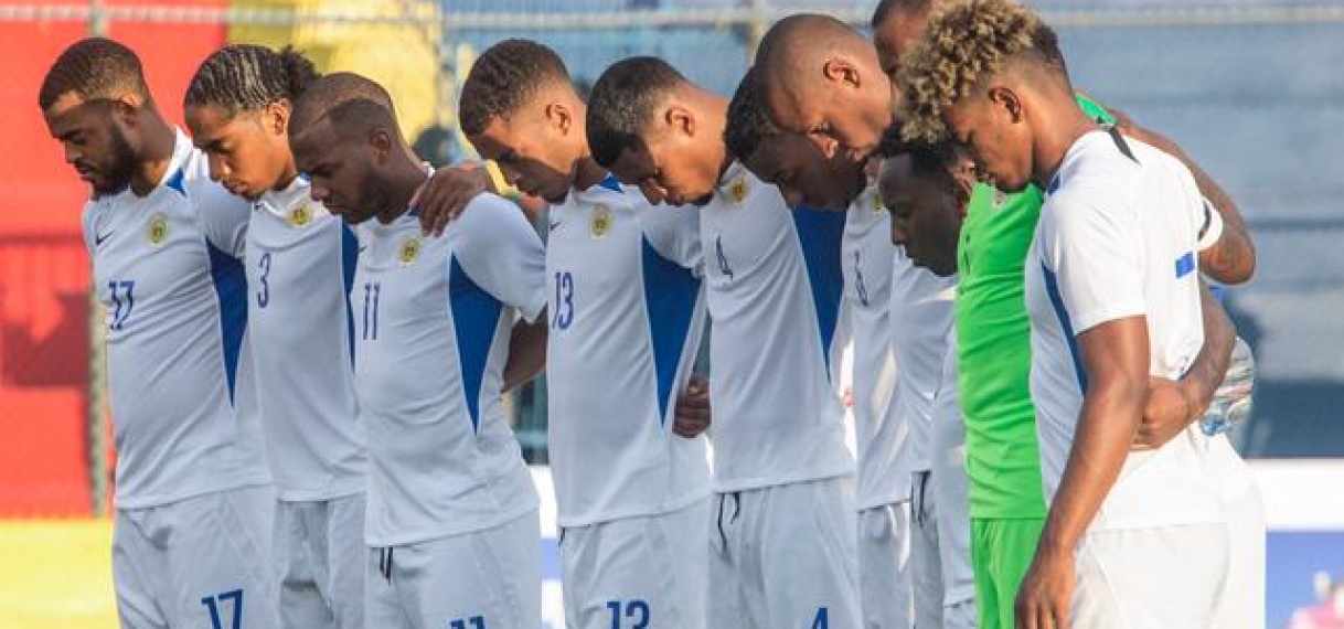 Curaçao speelt twee dagen na dood reservekeeper gelijk tegen Haïti