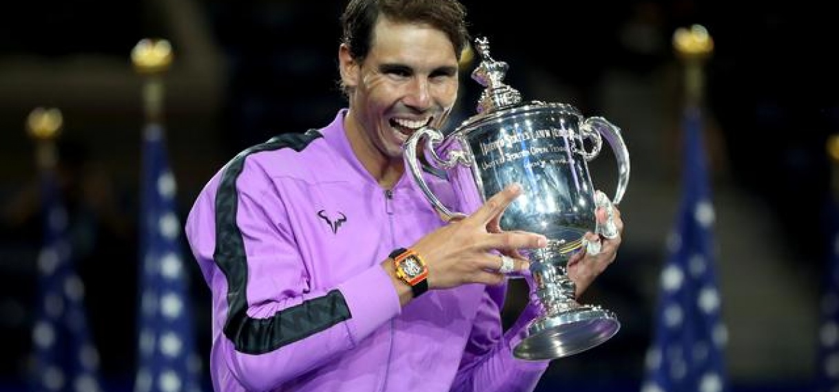 Nadal wint zinderende US Open-finale en pakt negentiende Grand Slam-tite