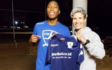 Veelbesproken atlete Semenya aan de slag als voetbalster in Zuid-Afrika