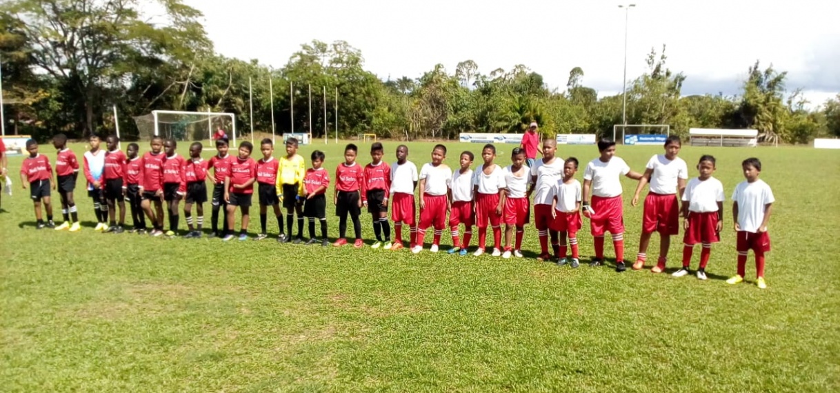 Werkbezoek Ajax aan Nacional Soccer Academy Suriname (NSA)