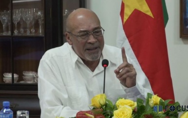 President Bouterse betreurt doden bij roofoverval