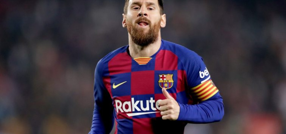 50e keer raak voor Messi uit vrije trap: herbeleef zijn beauty’s