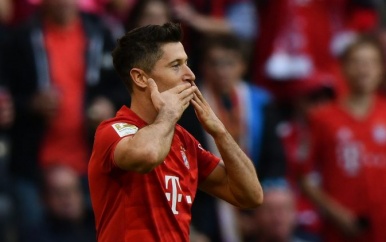 Goalgetter Lewandowski zet lekker Bundesliga-record neer na opnieuw een goal