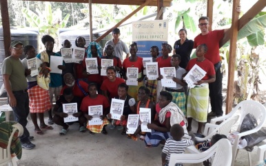 Bewoners Pikin Slee krijgen certificaat landbouwtraining