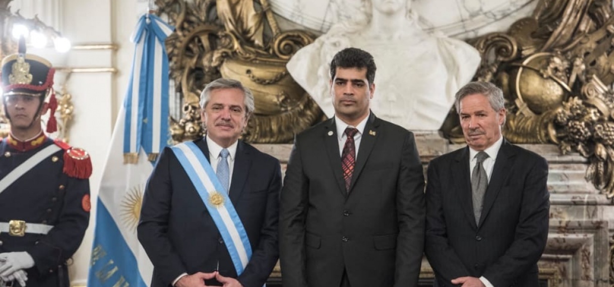 VP Adhin aanwezig bij inauguratie nieuwe Argentijnse President