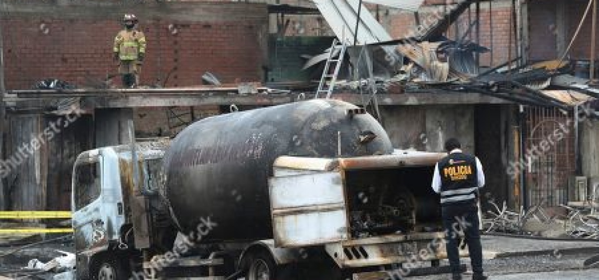 Tankwagen vol vloeibaar aardgas explodeert in Lima