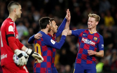 Frenkie de Jong helpt met assist Barça langs Leganés