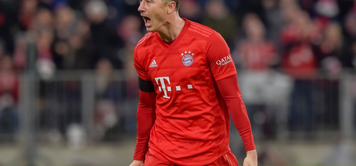 Lewandowski redt Bayern in doelpuntrijk treffen met hekkensluiter Paderborn